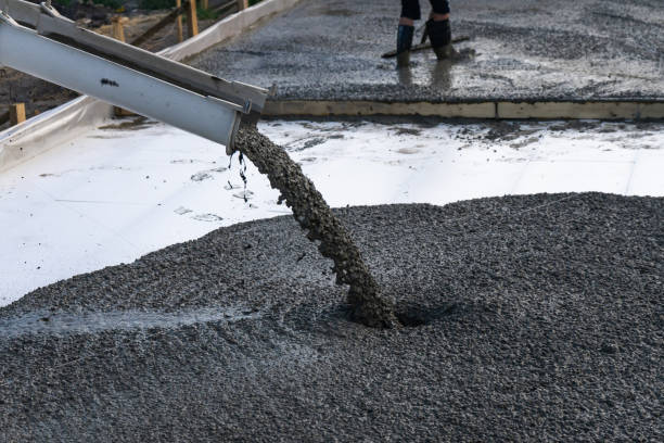 Best Best Concrete Contractor  in Village Of Waukesha, WI