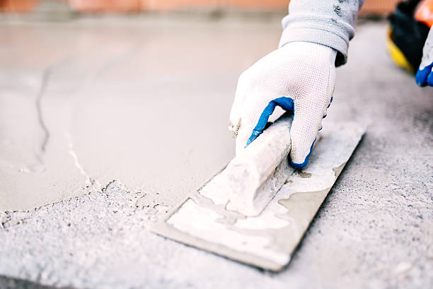 Best Concrete Sidewalk Installation  in Village Of Waukesha, WI